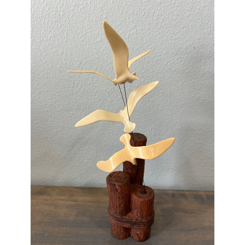 Vintage Kinetic Birds Sculpture Figurine Moving Plastic Seagulls Nautical Beach